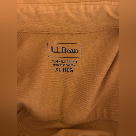 L.L. Bean Men's Lakewashed® Organic Cotton Button-Front Shirt, Short-Sleeve - Picture 4 of 6